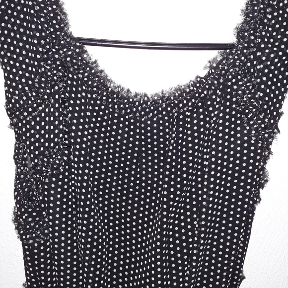 Clothes - Picture 5 of 5